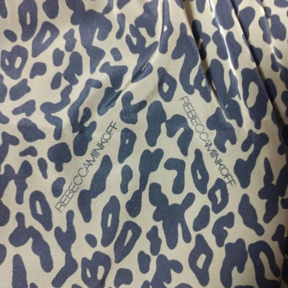 Rebecca Minkoff Drawstring-Cosmetic-Pouch-Bag - Picture 4 of 5